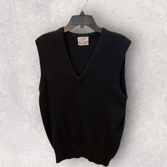 Woodward Shop V-Neck Sleeveless Lambswool Vest Black Medium Made in Scotland - Picture 2 of 7